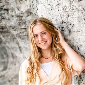 Meet your Posher, Emma